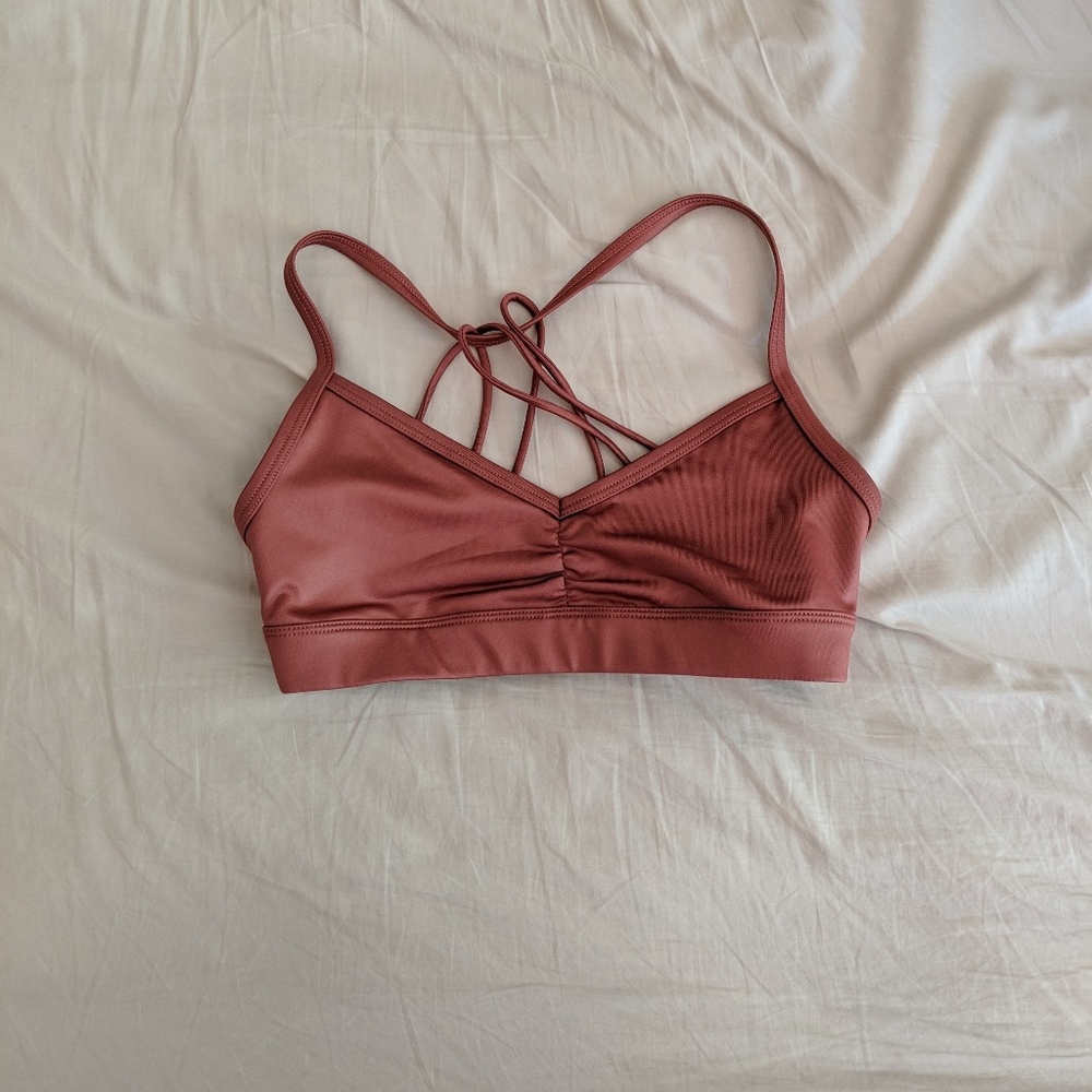 Alo Yoga Sunny Strap Bra
